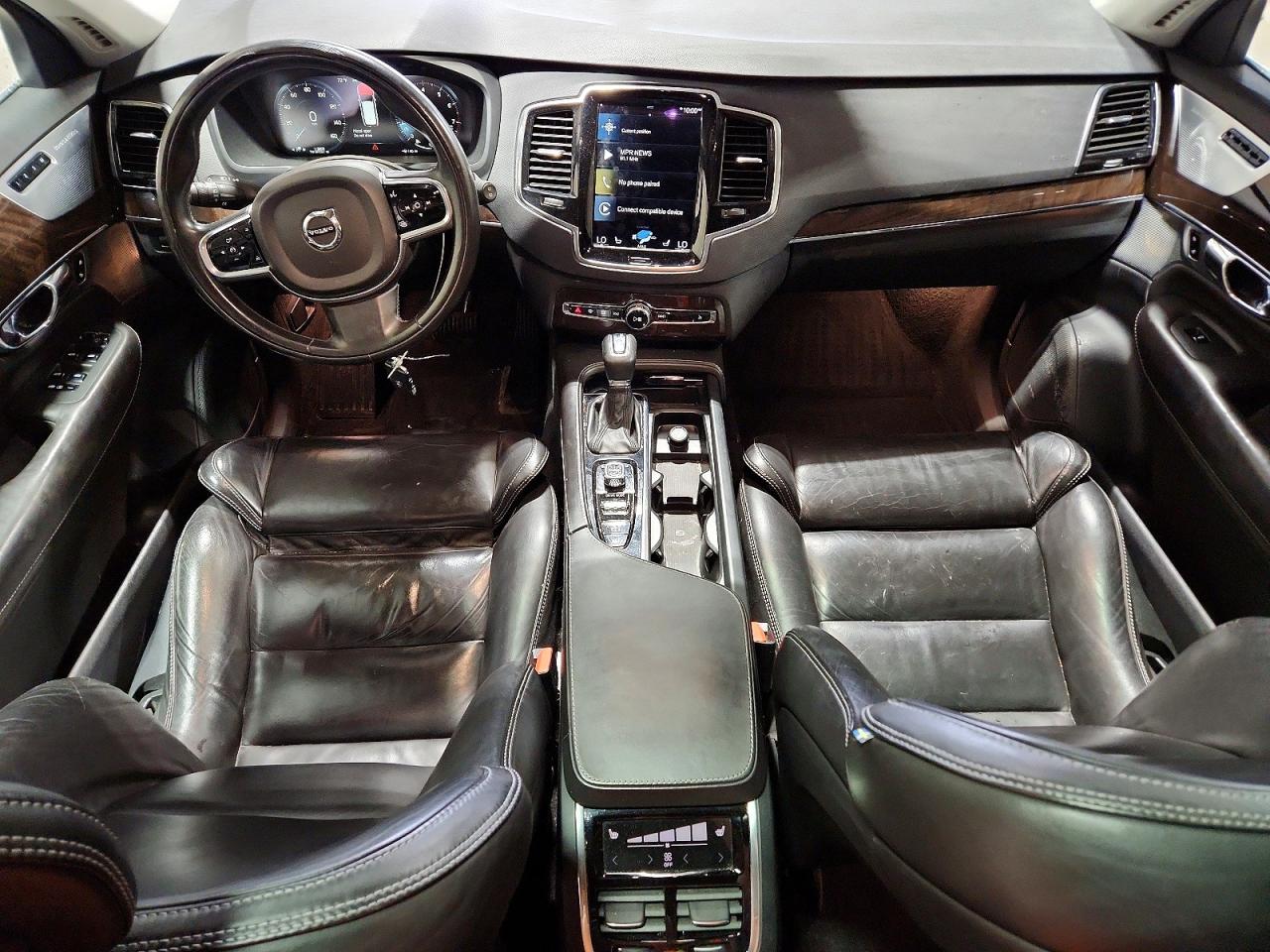 Volvo XC90 T6