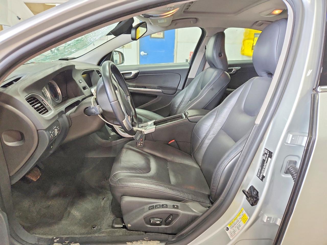 Volvo S60 T5