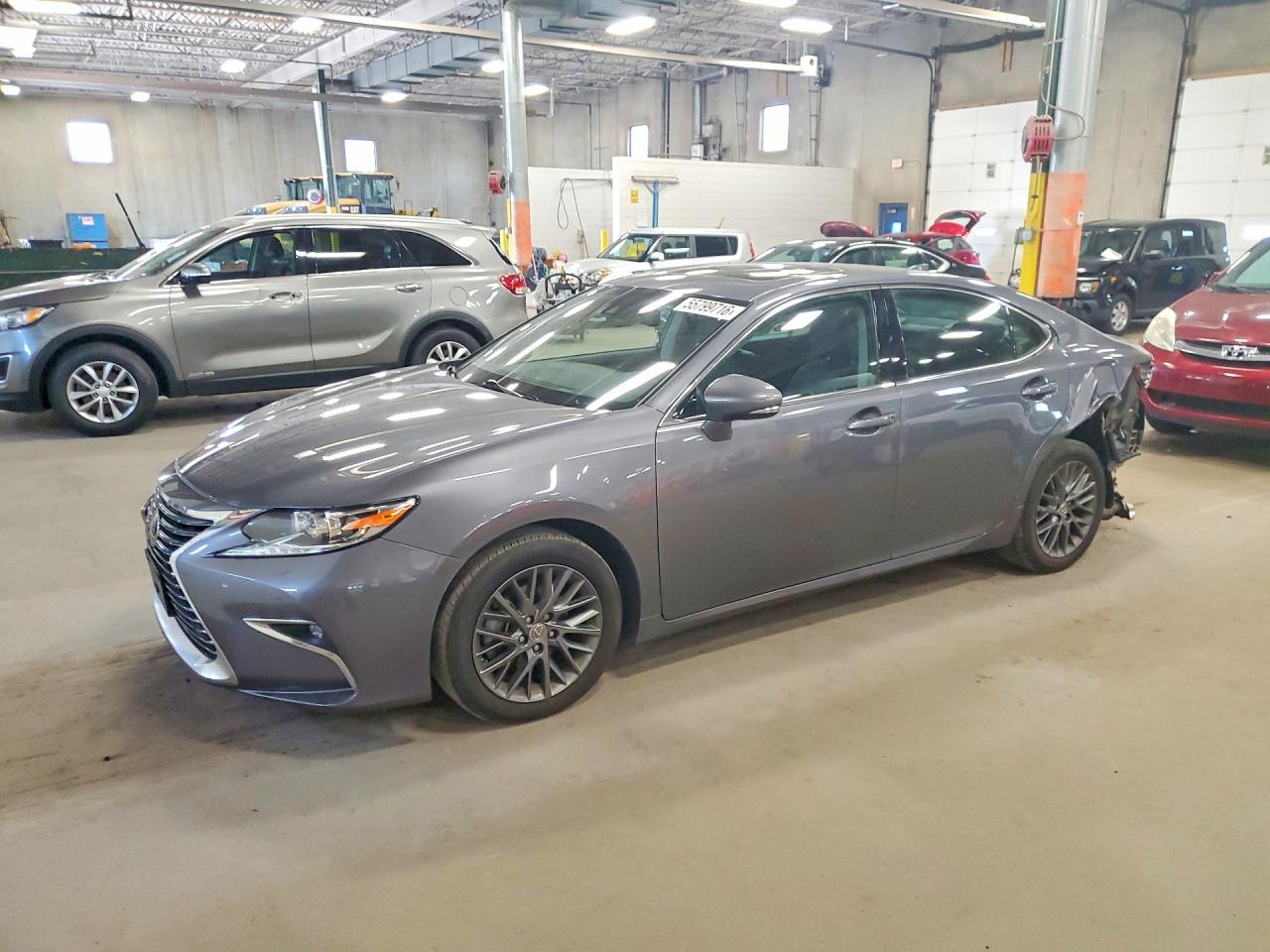 Salvage Lexus Es Image