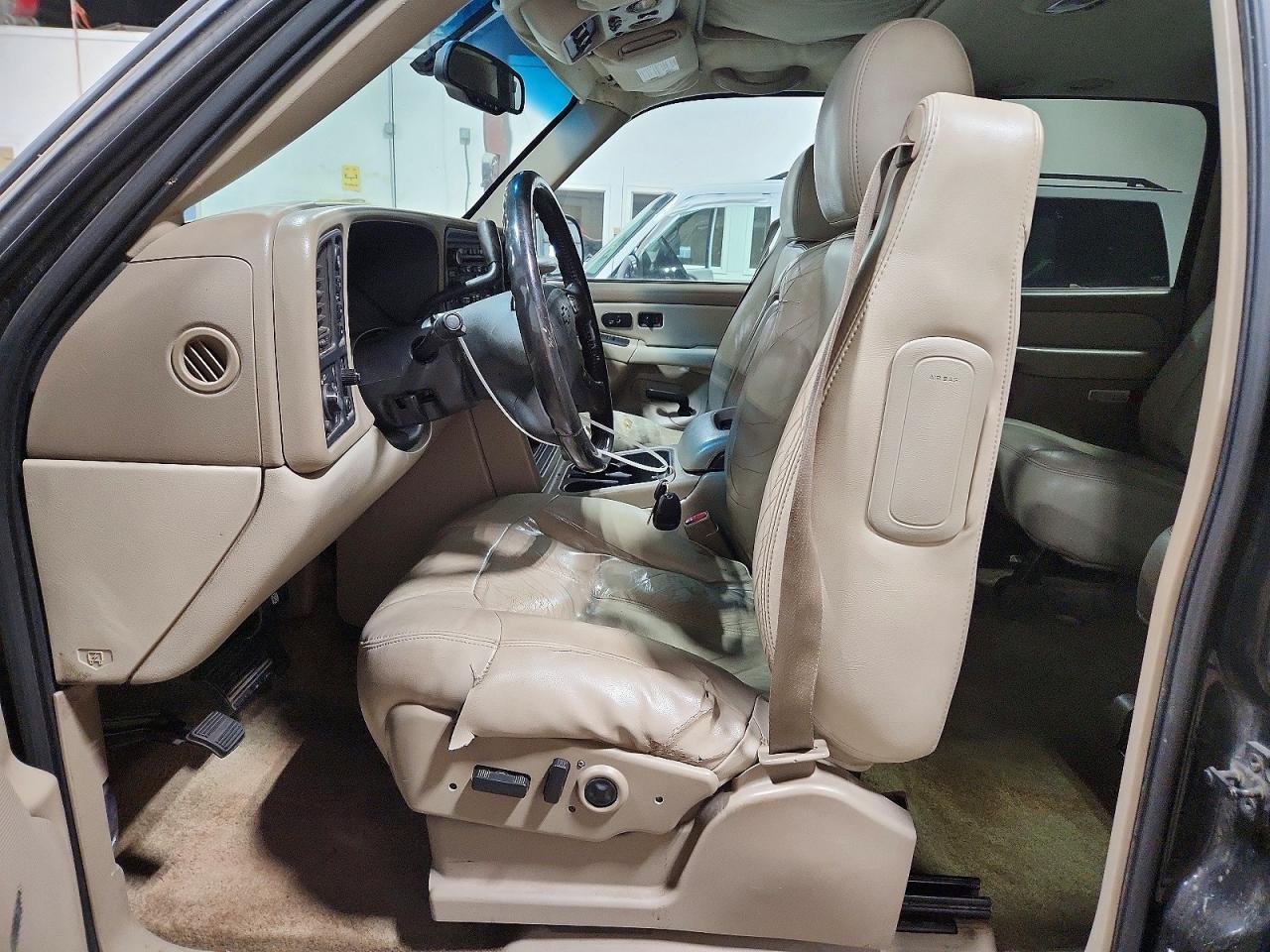 Chevrolet Suburban K2500