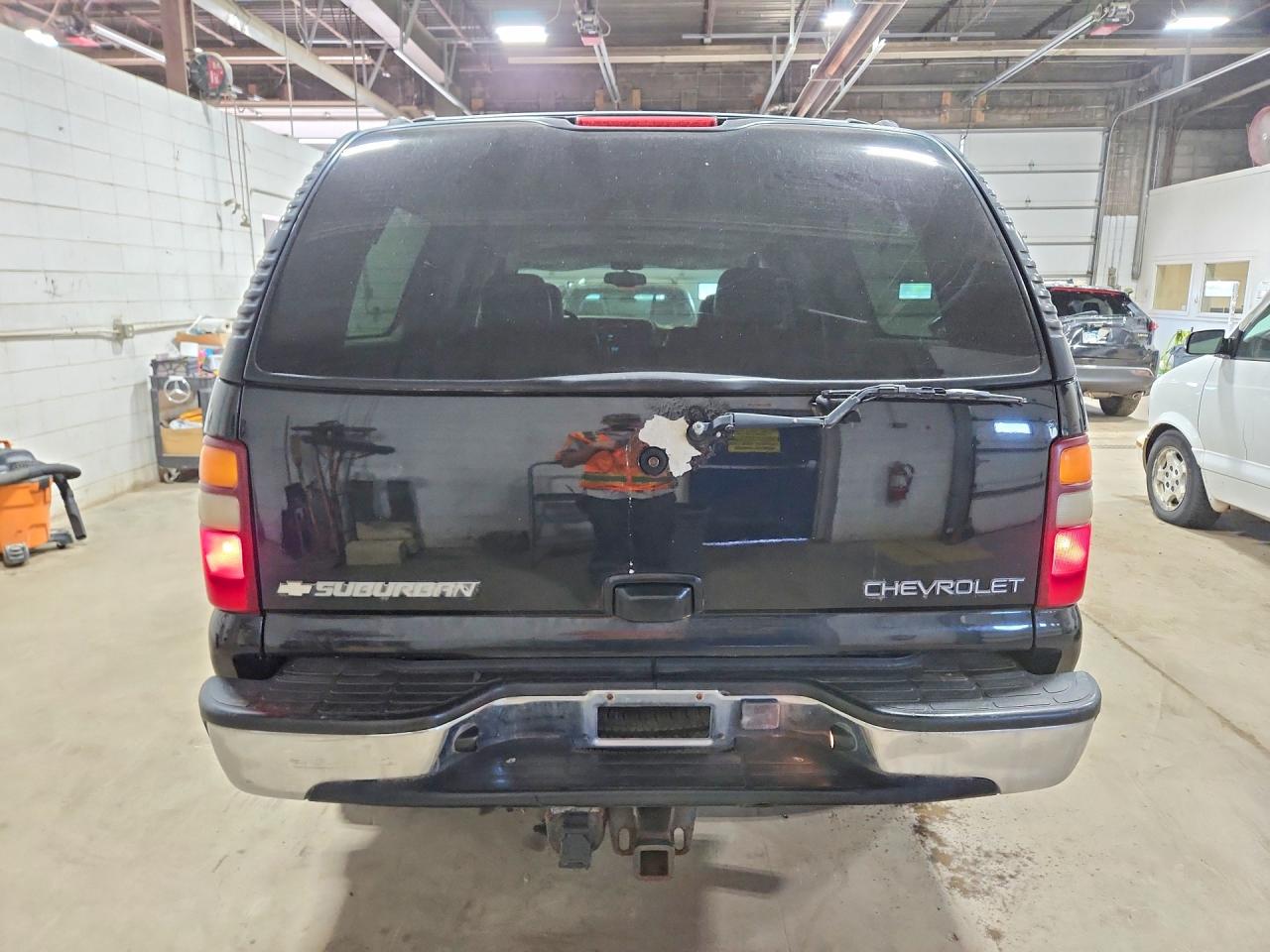 Chevrolet Suburban K2500