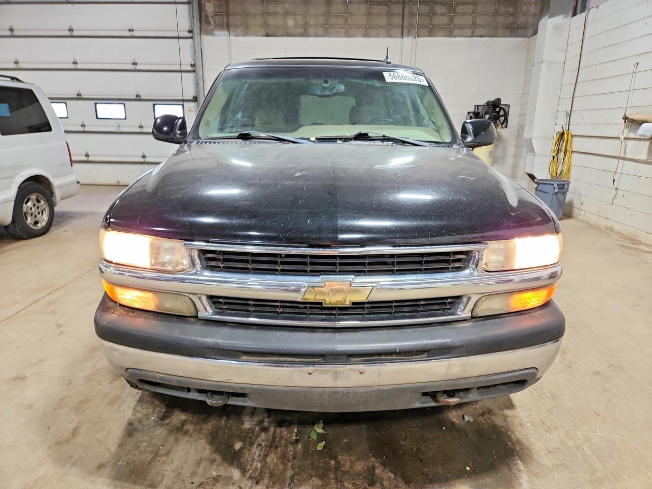 Chevrolet Suburban K2500