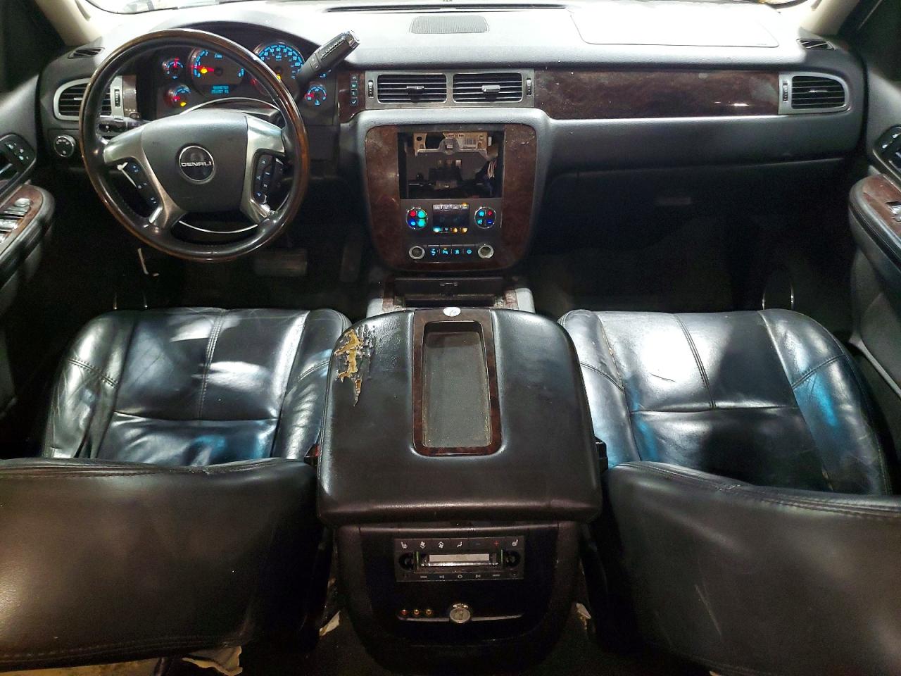 GMC Yukon Denali