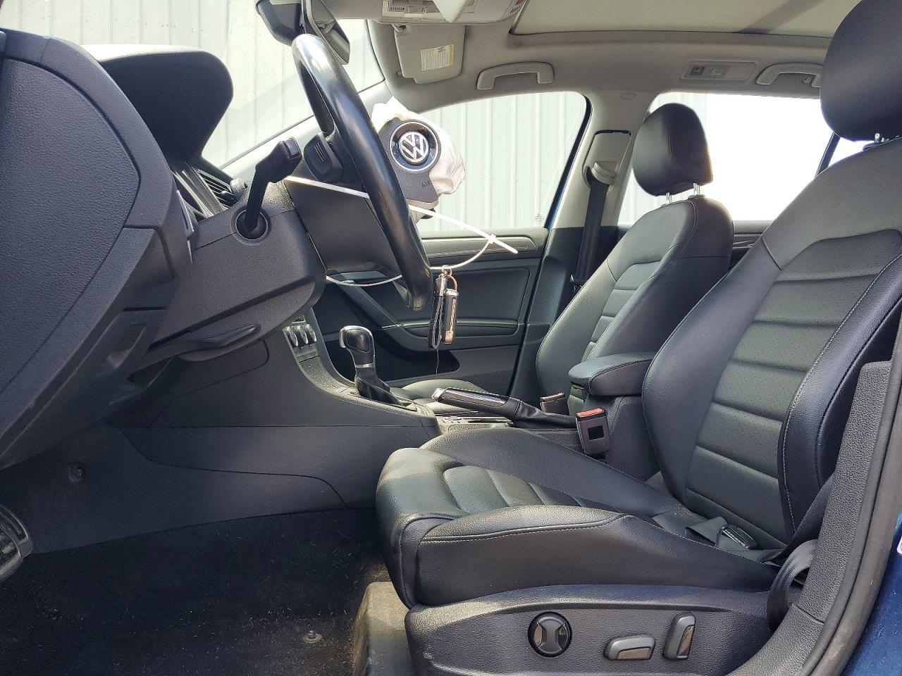 Volkswagen Golf S