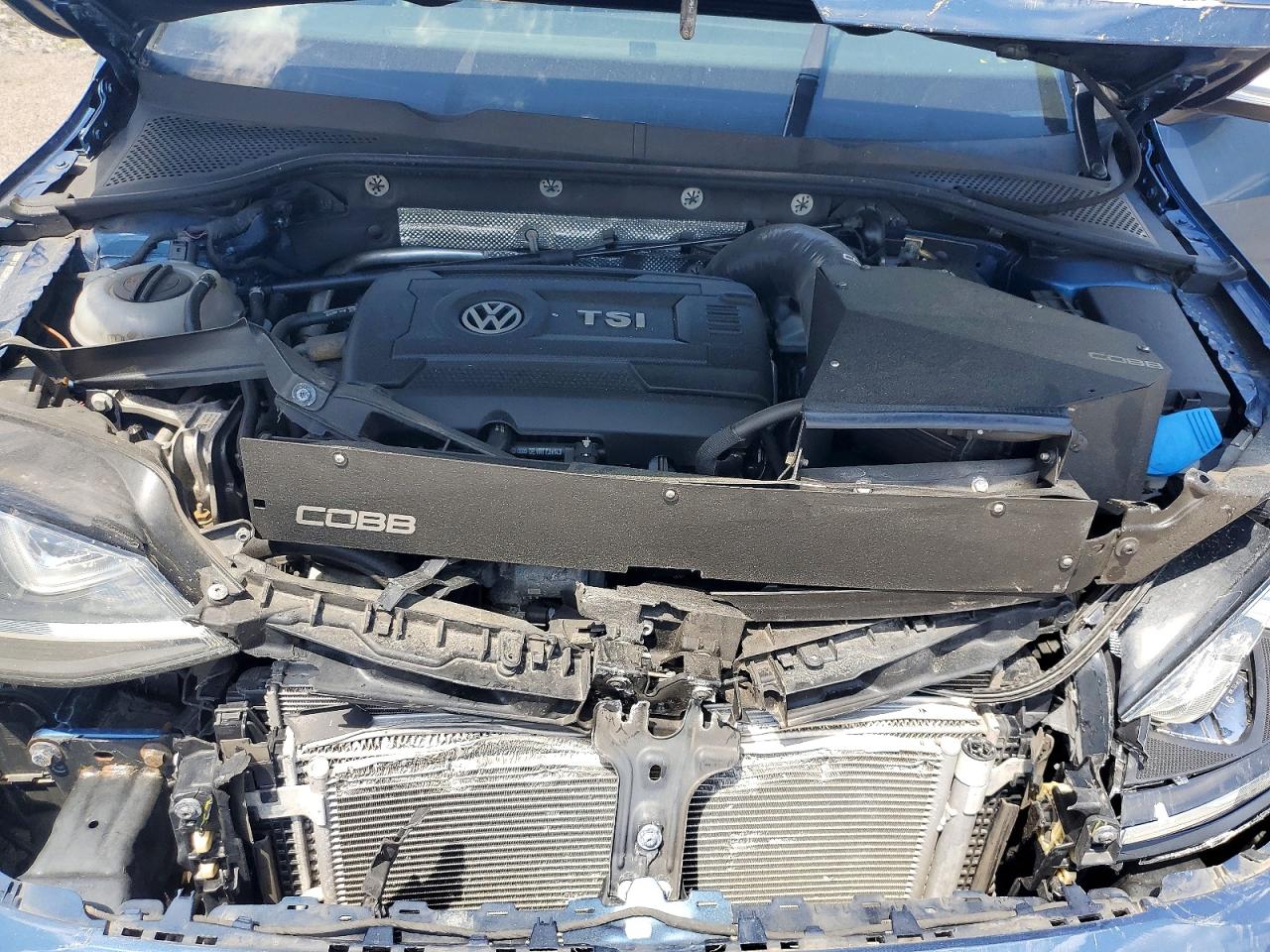 Volkswagen Golf S