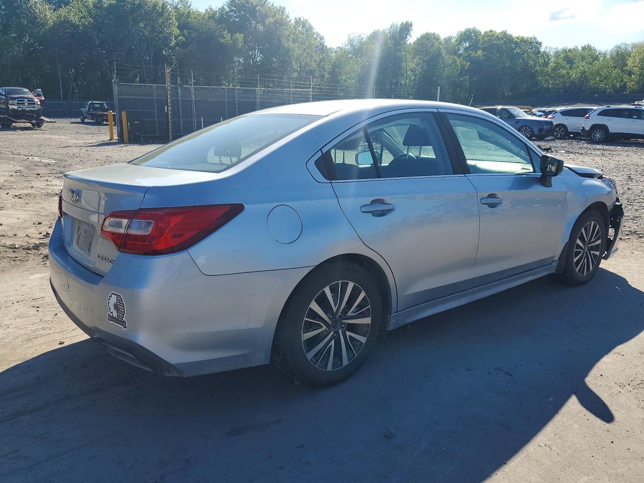 Subaru Legacy 2.5i