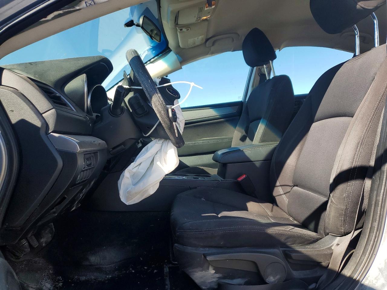 Subaru Legacy 2.5i