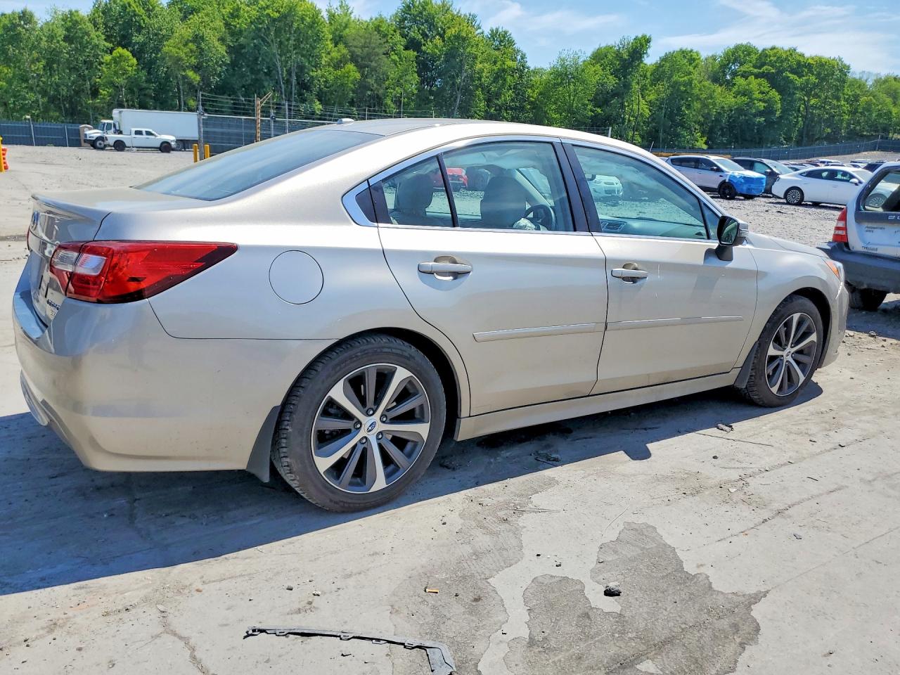 Subaru Legacy 2.5i Limited