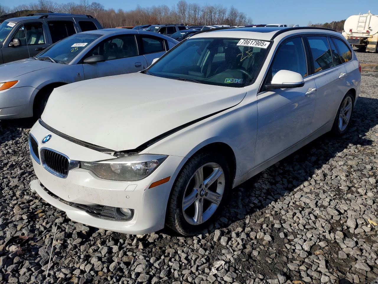 Salvage BMW 3 Series Image