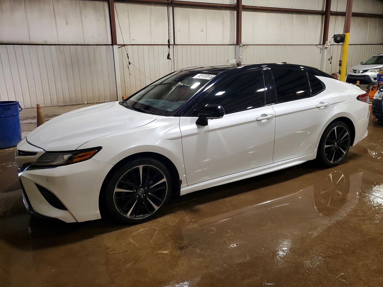 Salvage Toyota Camry Image