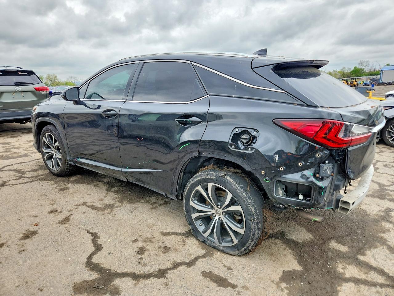 Lexus RX Base