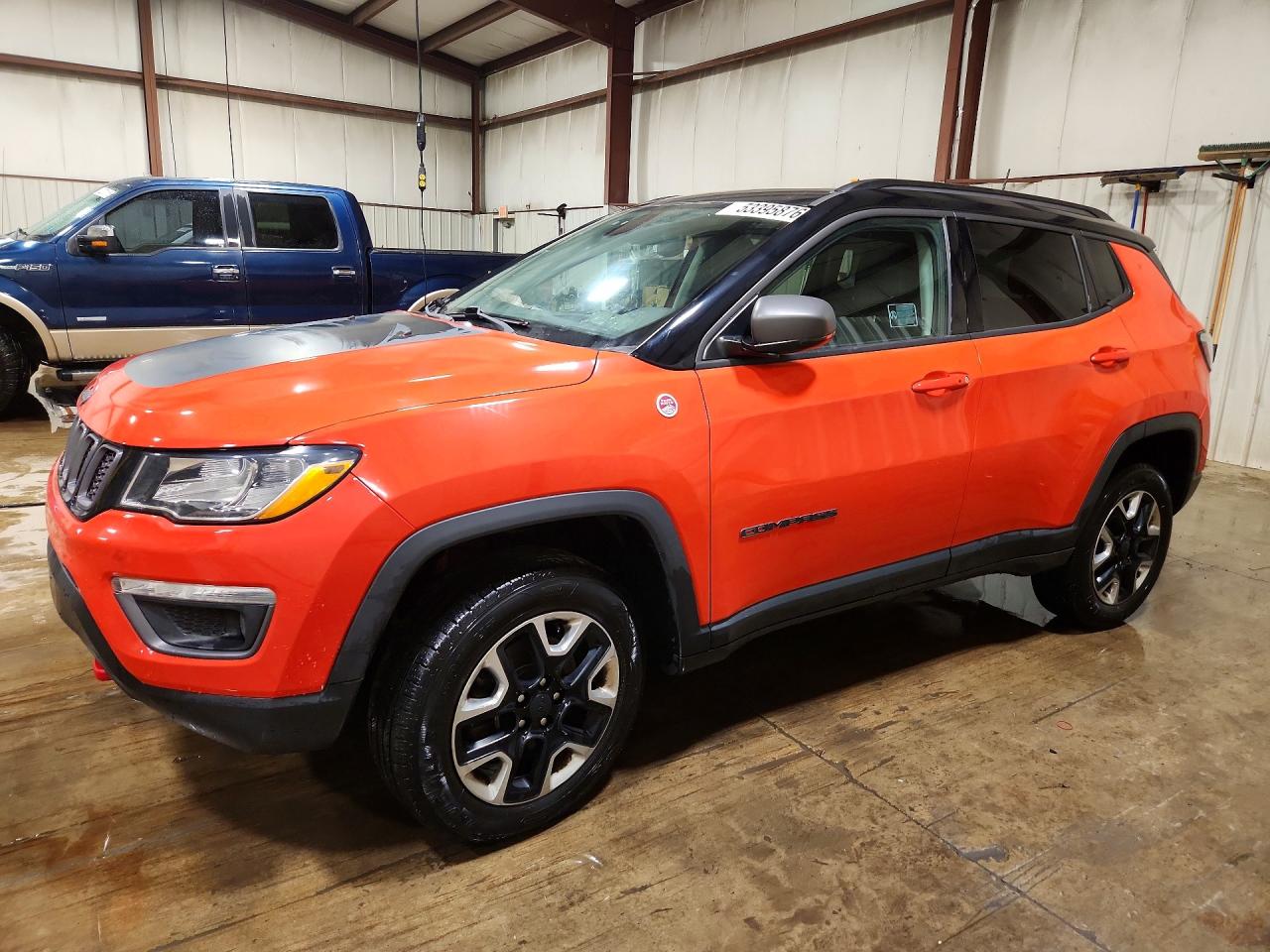 Salvage Jeep Compass Image