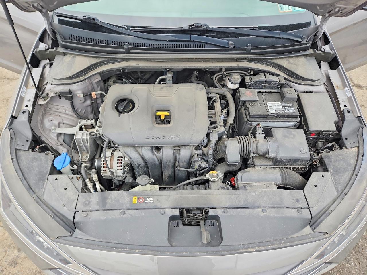 Hyundai ELANTRA Sel