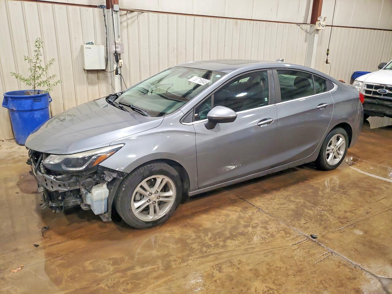 Salvage Chevrolet Cruze Image