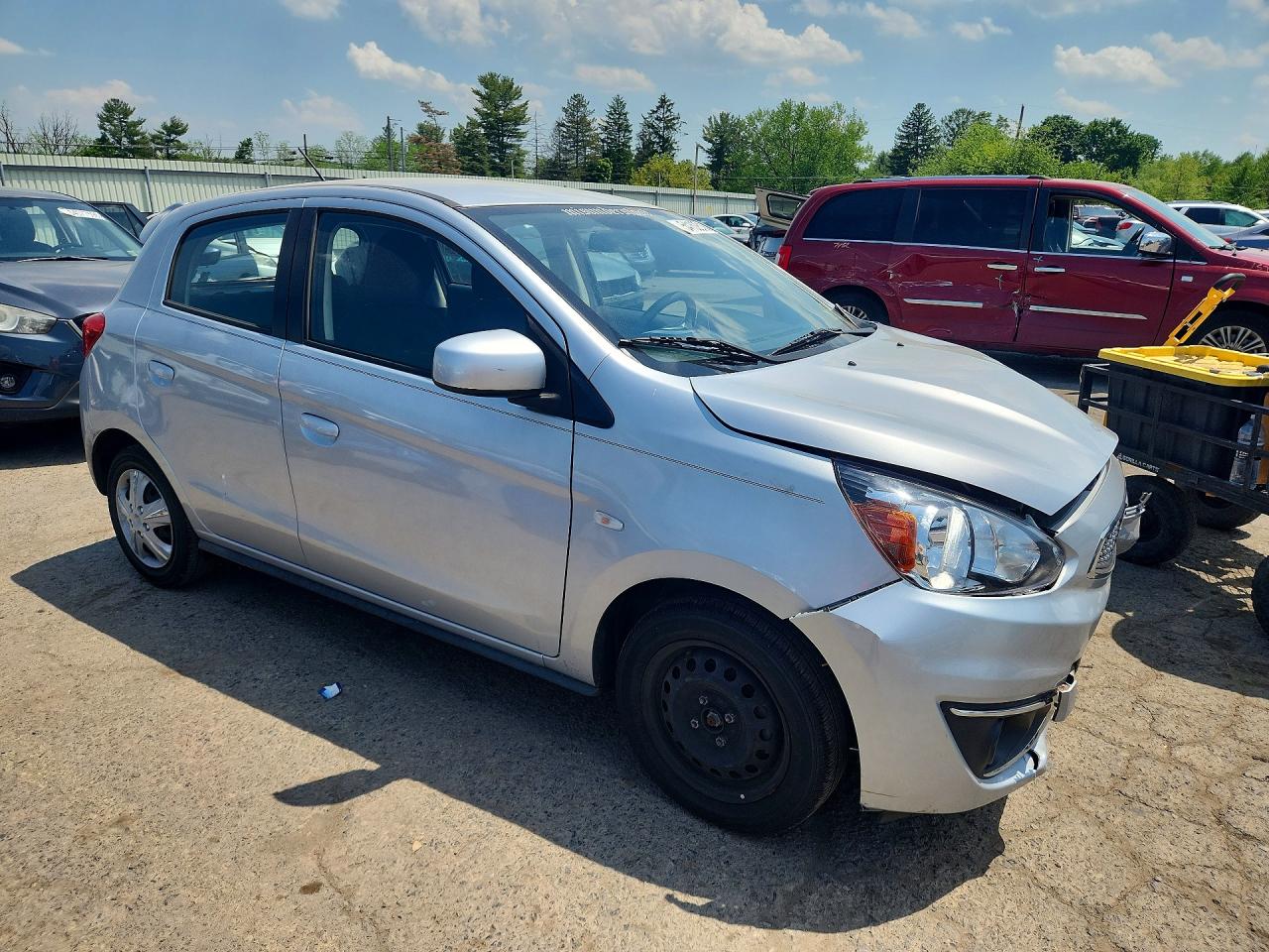 Mitsubishi Mirage Es