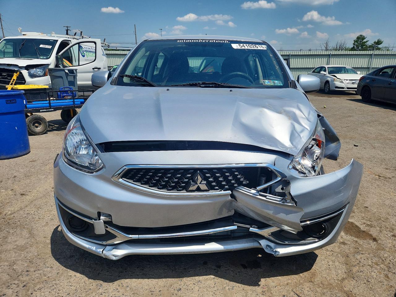 Mitsubishi Mirage Es
