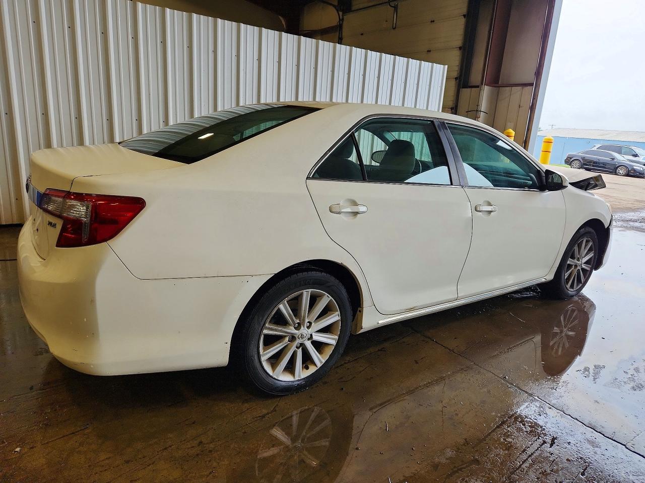 Toyota Camry Xle