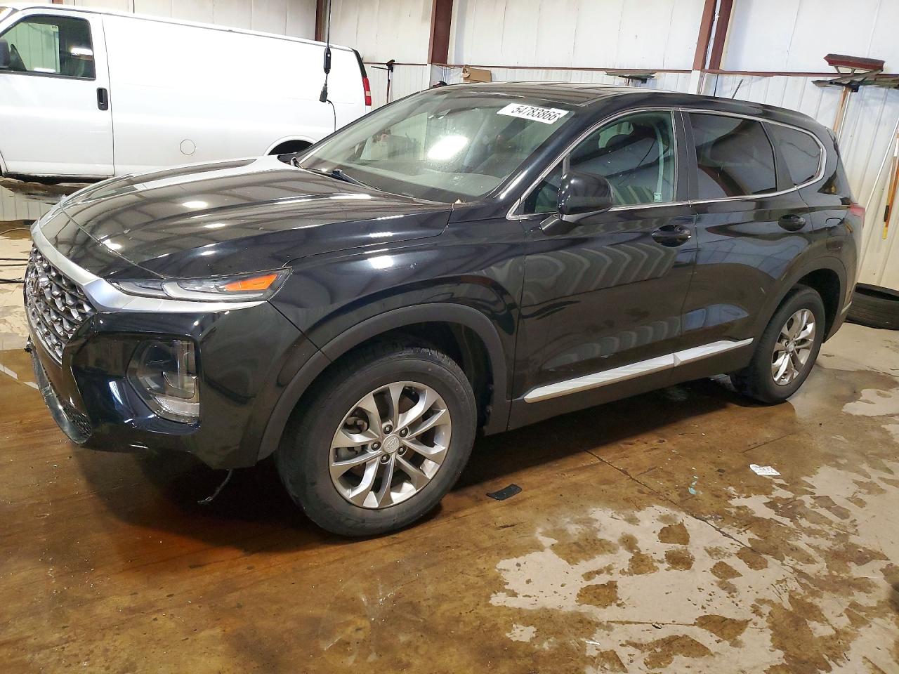 Salvage Hyundai SANTA FE Image