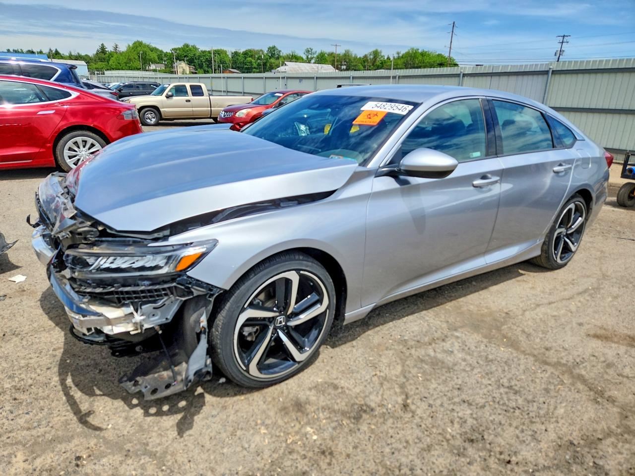 Salvage Honda Accord Image