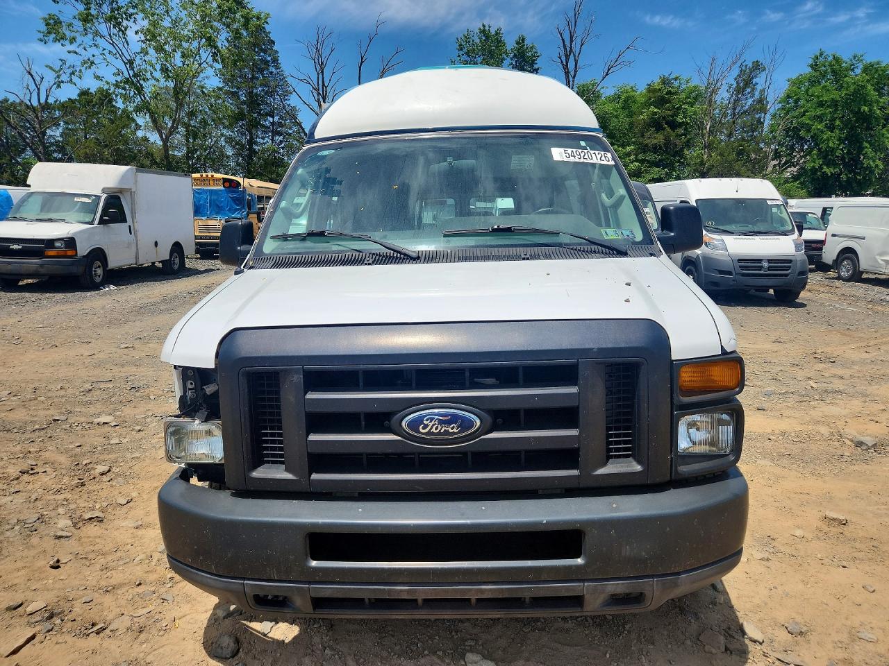 Ford Econoline E250 Van