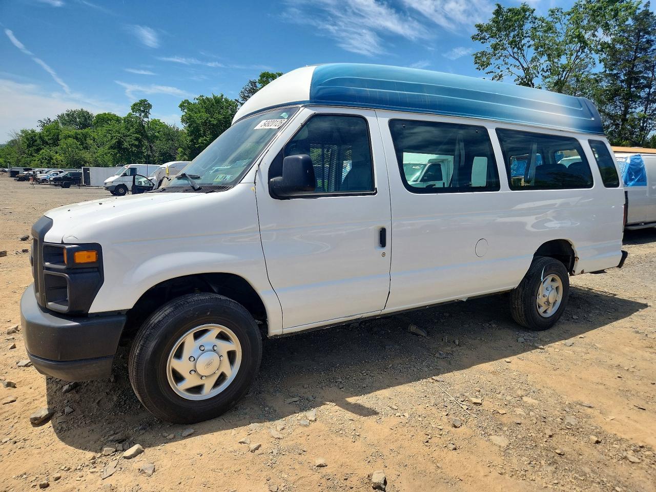 Salvage Ford Econoline Image
