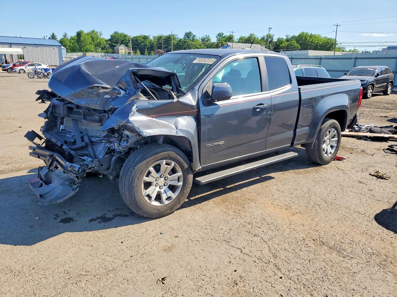 Salvage Chevrolet Colorado Image