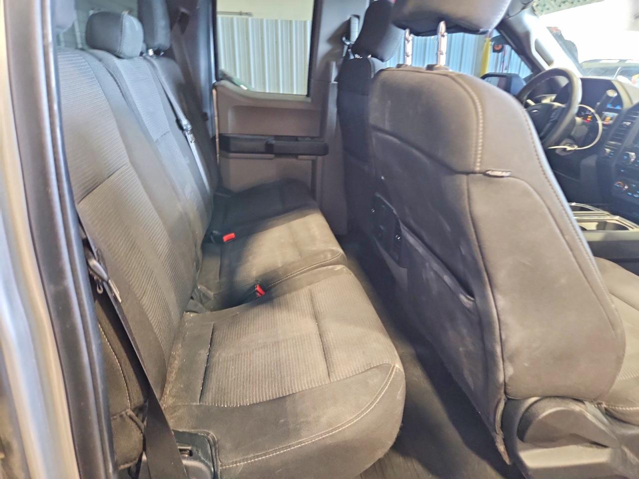 Ford F-150 Super Cab