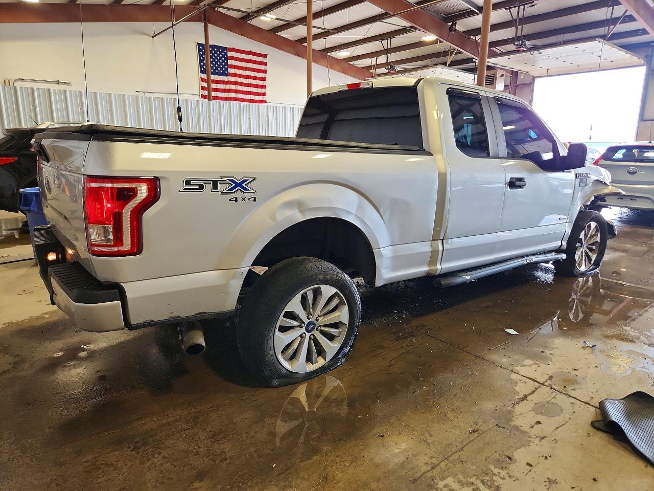 Ford F-150 Super Cab