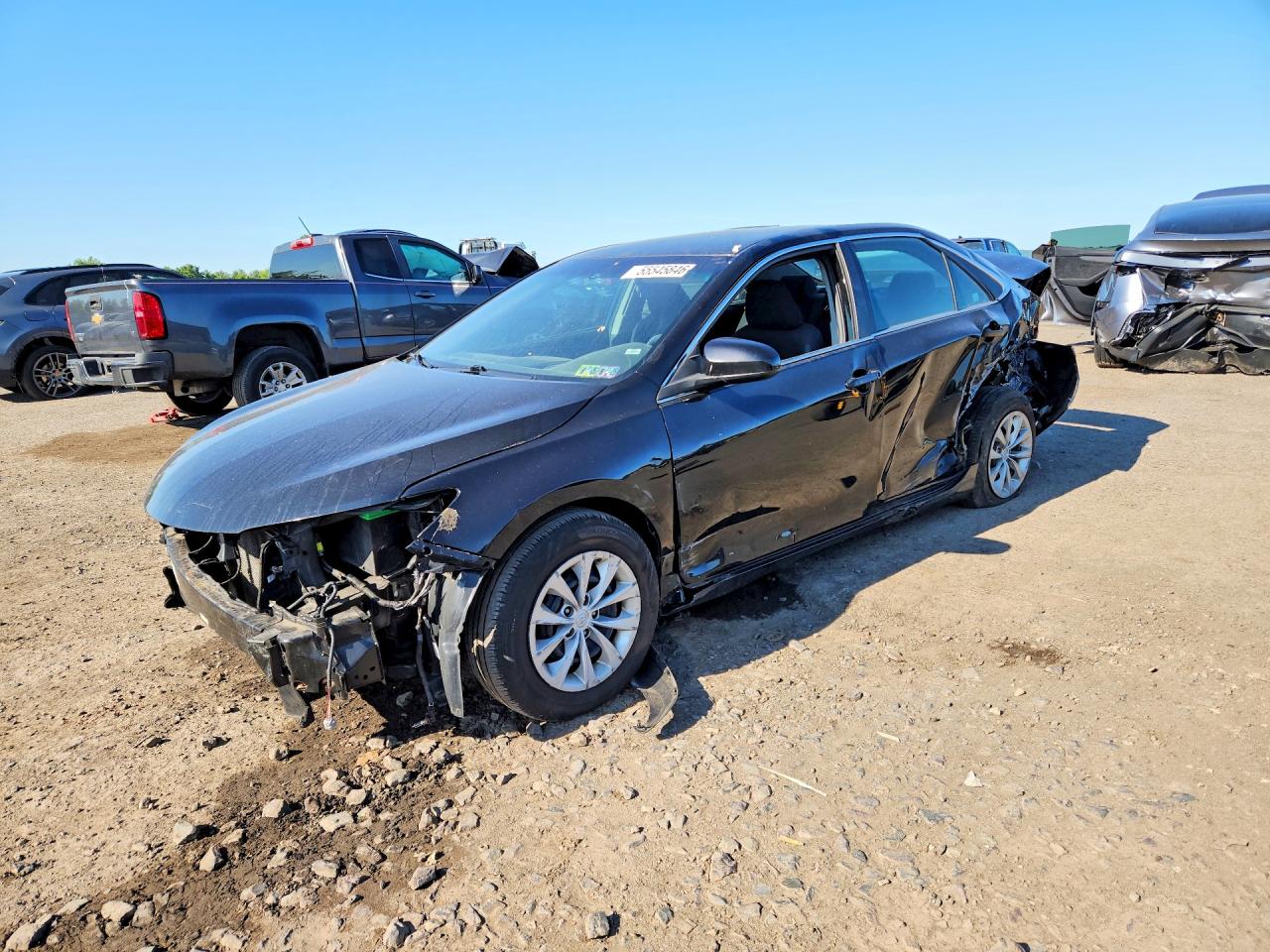 Salvage Toyota Camry Image