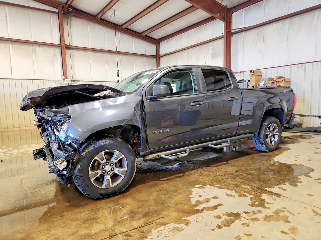 Salvage Chevrolet Colorado Image