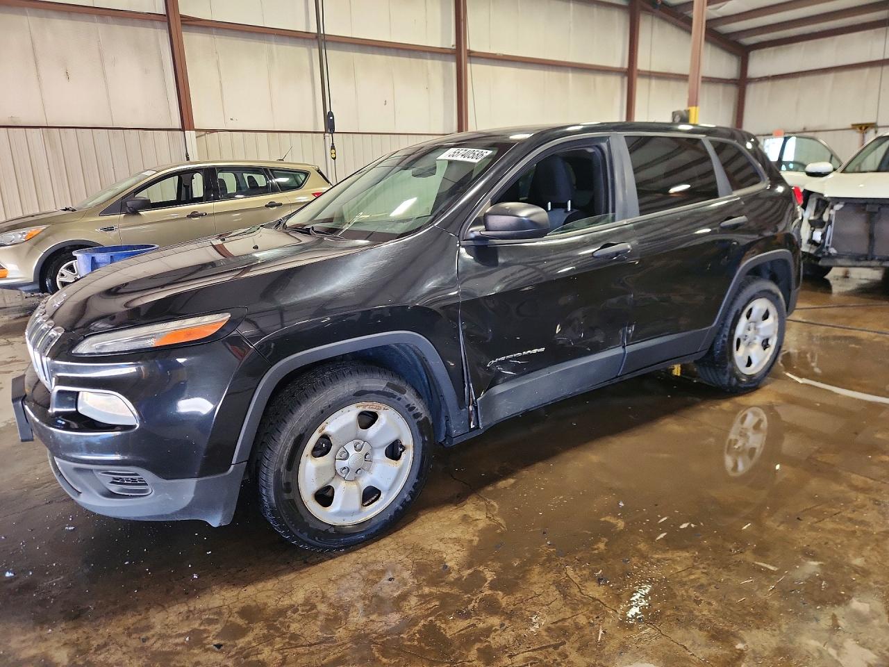 Salvage Jeep Cherokee Image