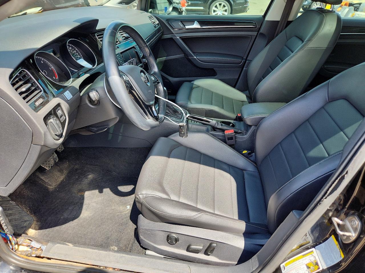 Volkswagen Golf Tdi S