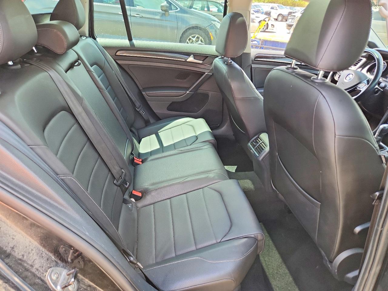 Volkswagen Golf Tdi S