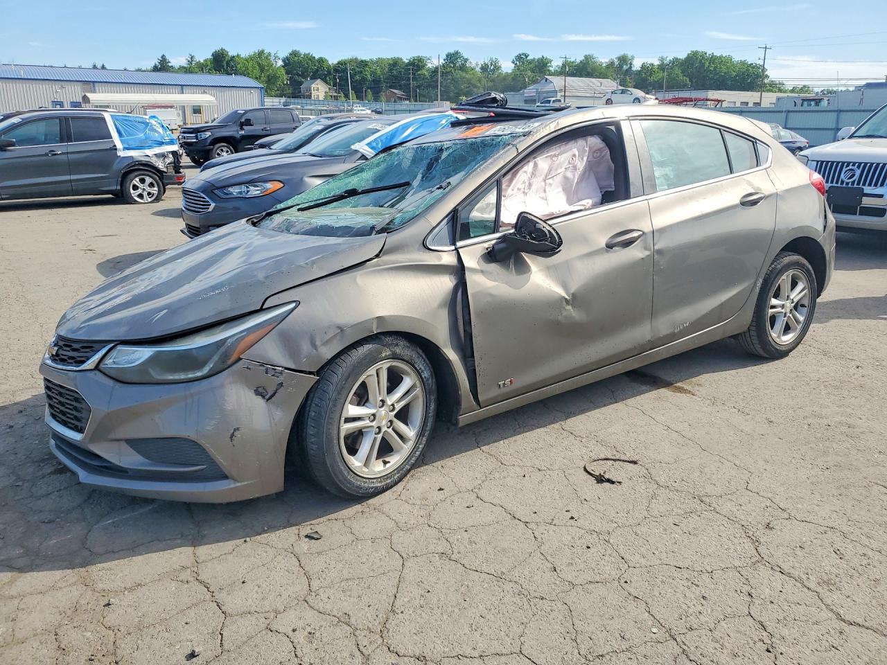 Salvage Chevrolet Cruze Image