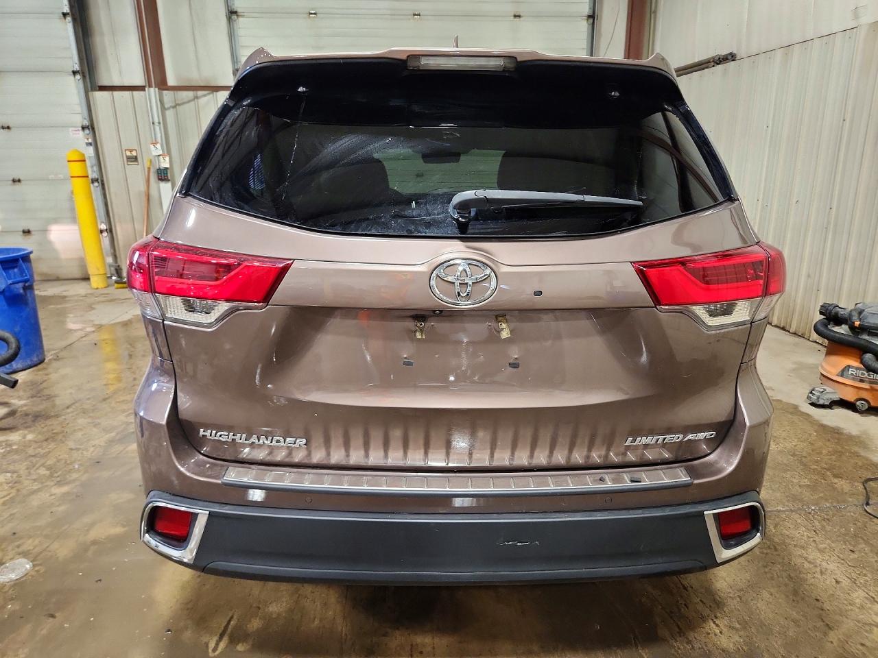 Toyota Highlander Limited