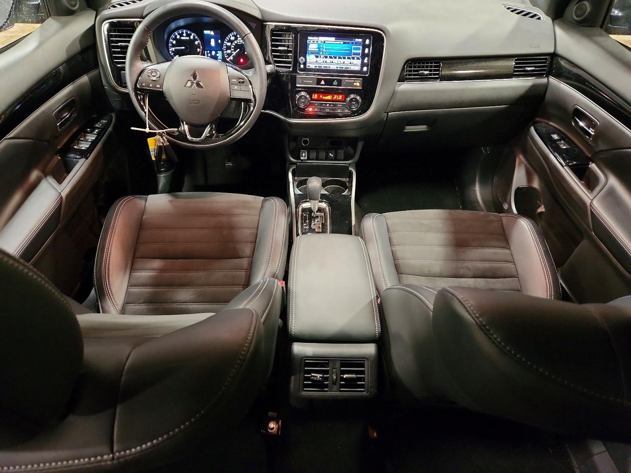 Mitsubishi Outlander Se