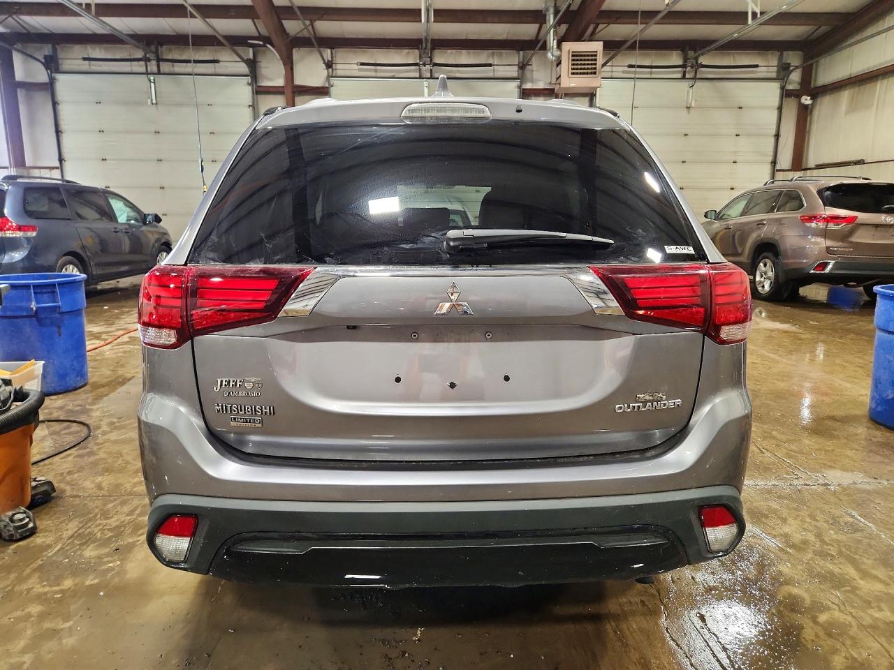 Mitsubishi Outlander Se