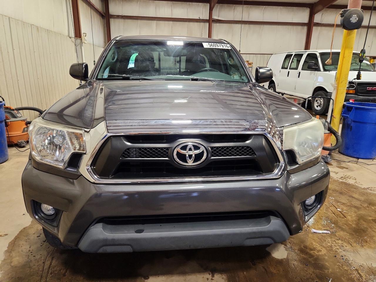 Toyota Tacoma V6