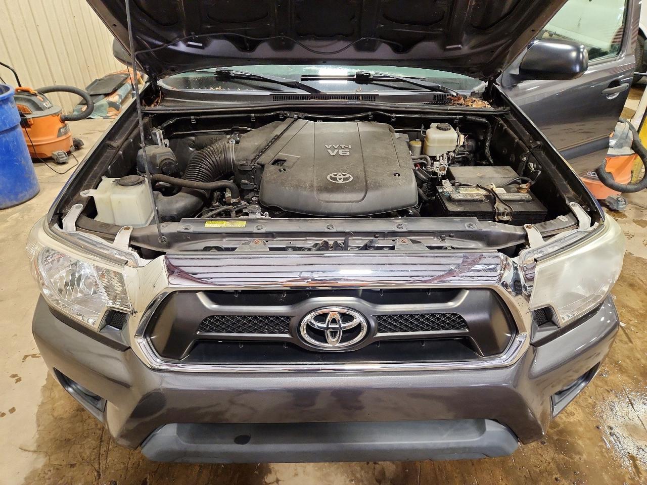 Toyota Tacoma V6