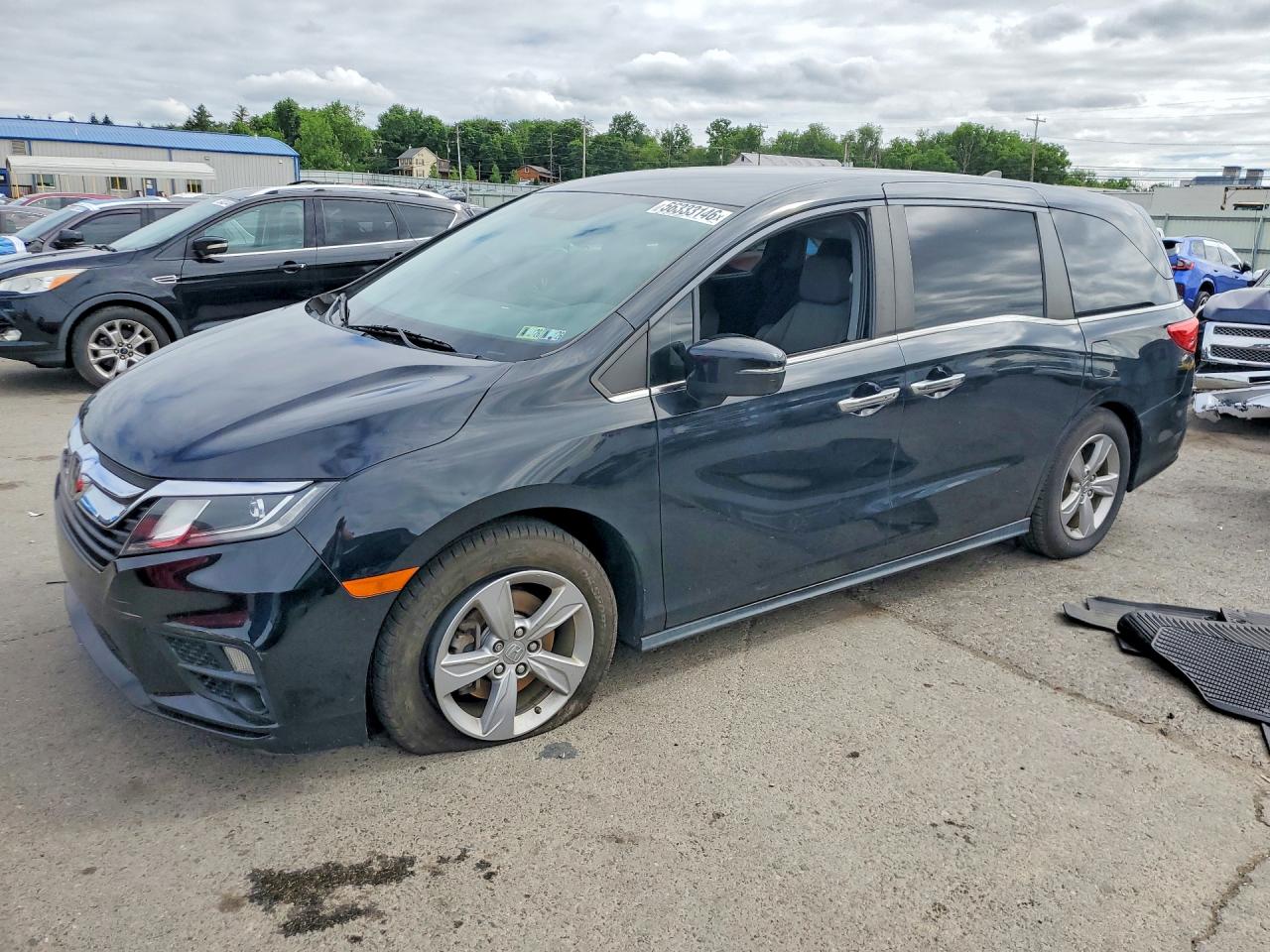 Salvage Honda Odyssey Image