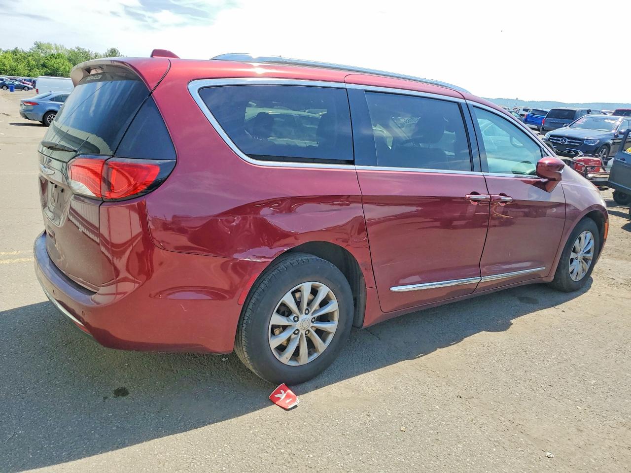 Chrysler Pacifica Touring L