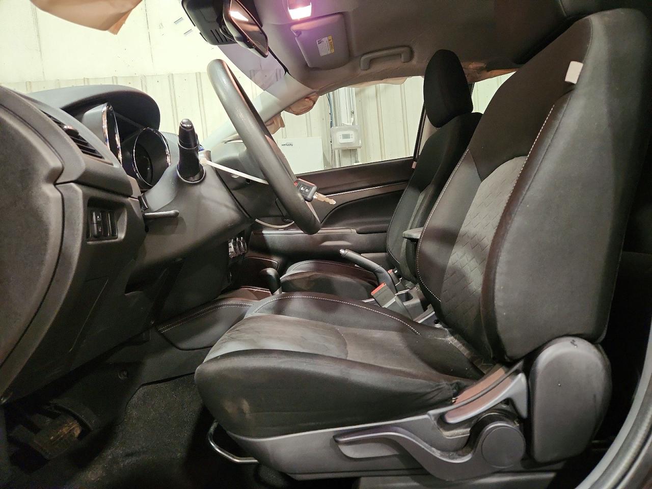 Mitsubishi Outlander Es