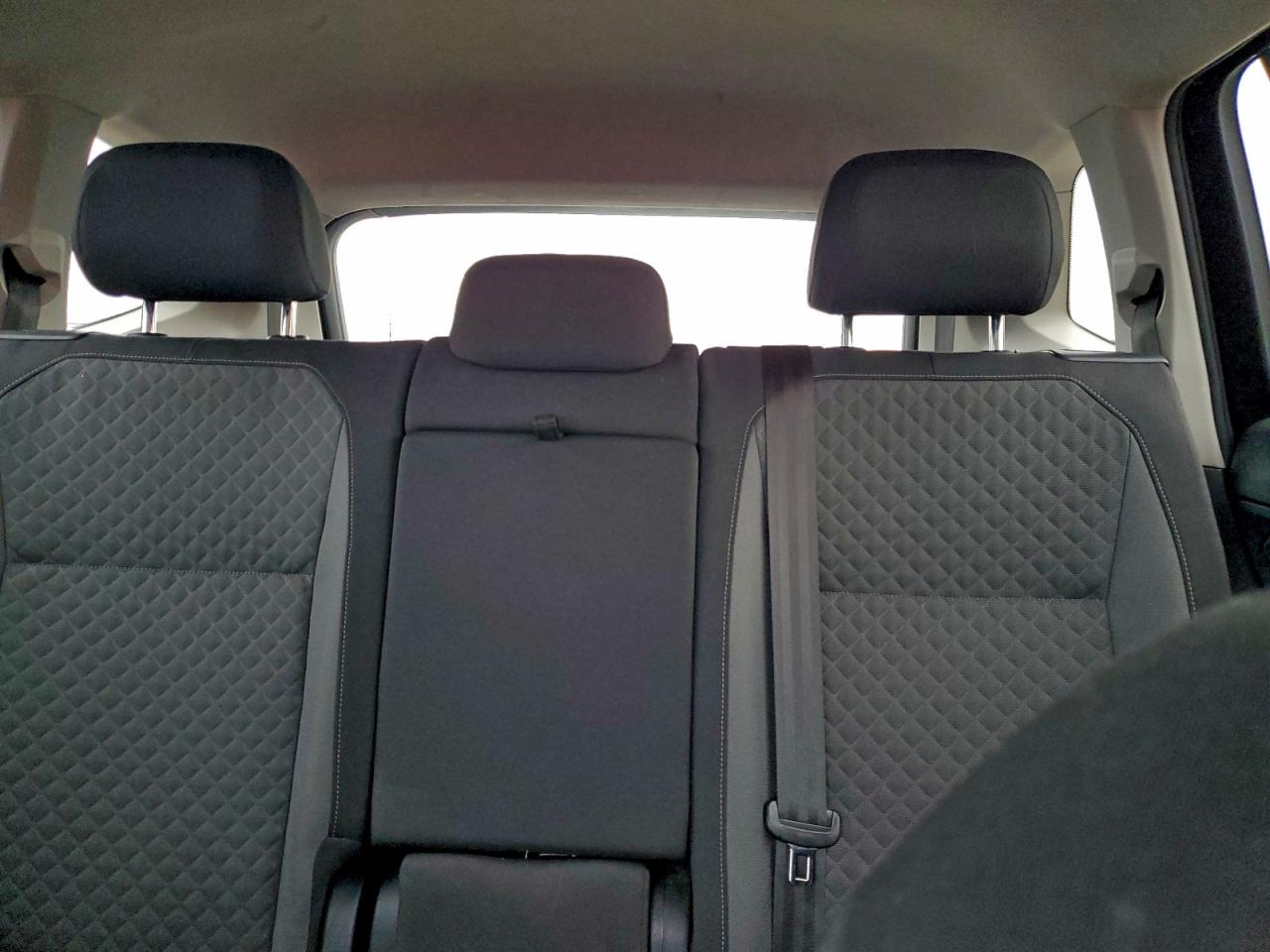 Volkswagen Tiguan S