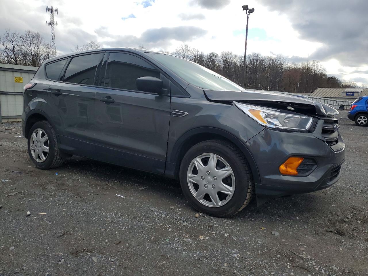 Ford Escape S