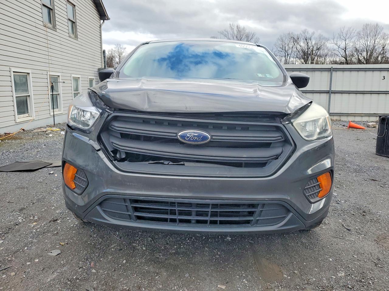 Ford Escape S