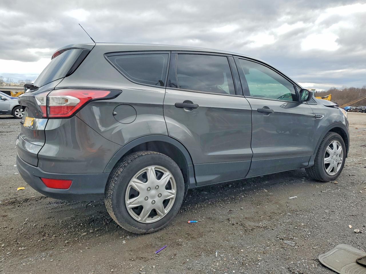 Ford Escape S