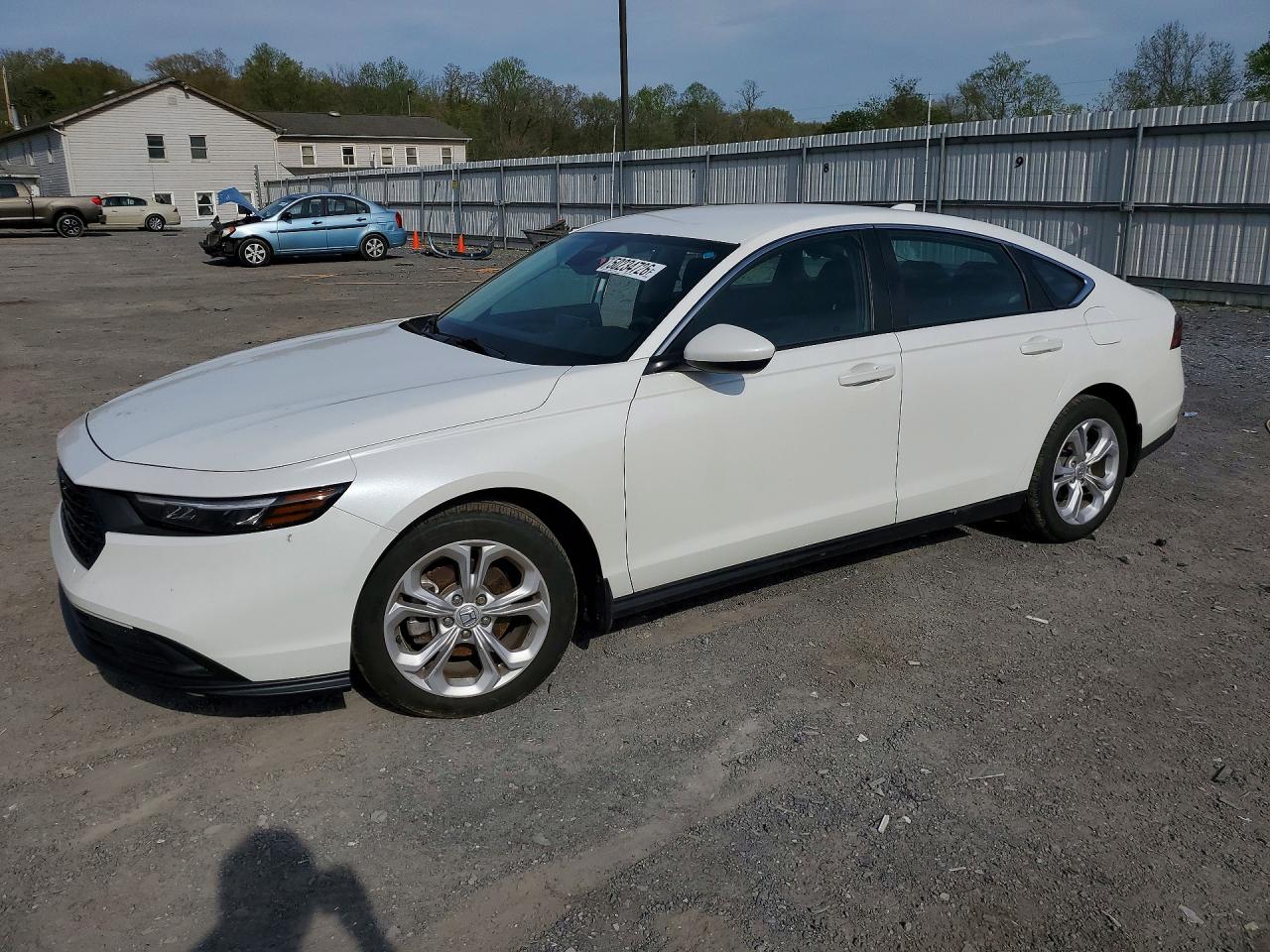 Salvage Honda Accord Image