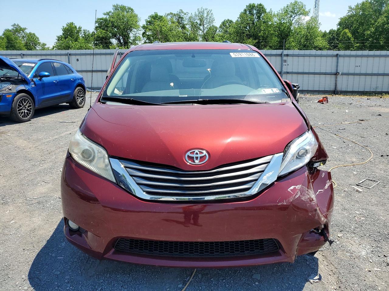 Toyota Sienna Xle 7-passenger