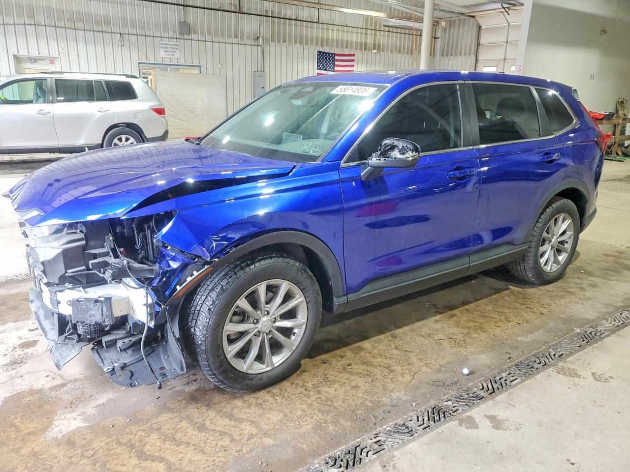 Salvage Honda Crv Image
