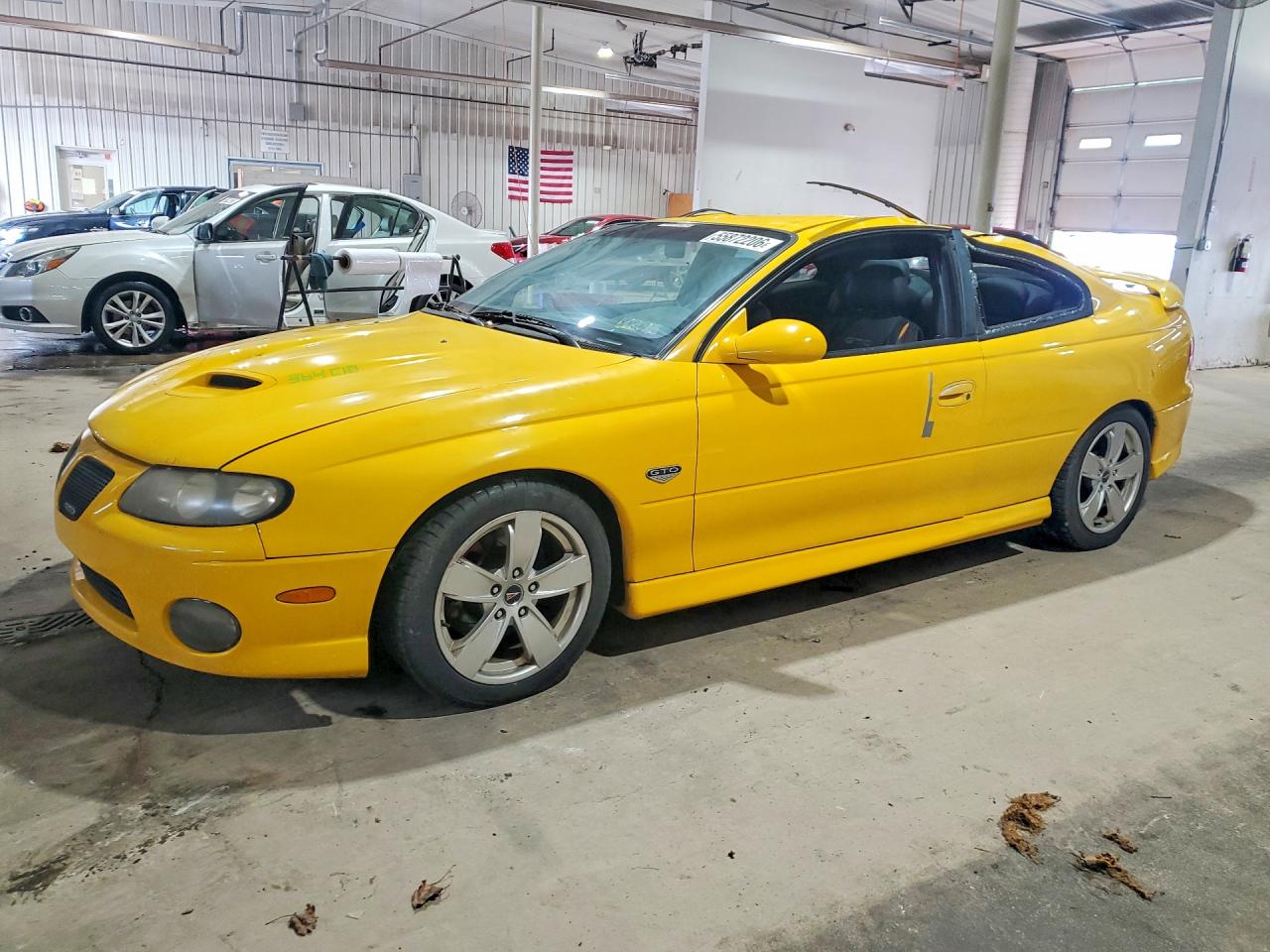 Salvage Pontiac GTO Image